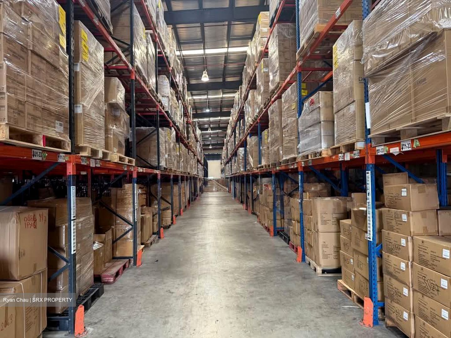 Tuas Avenue 9 (D22), Warehouse #592354091